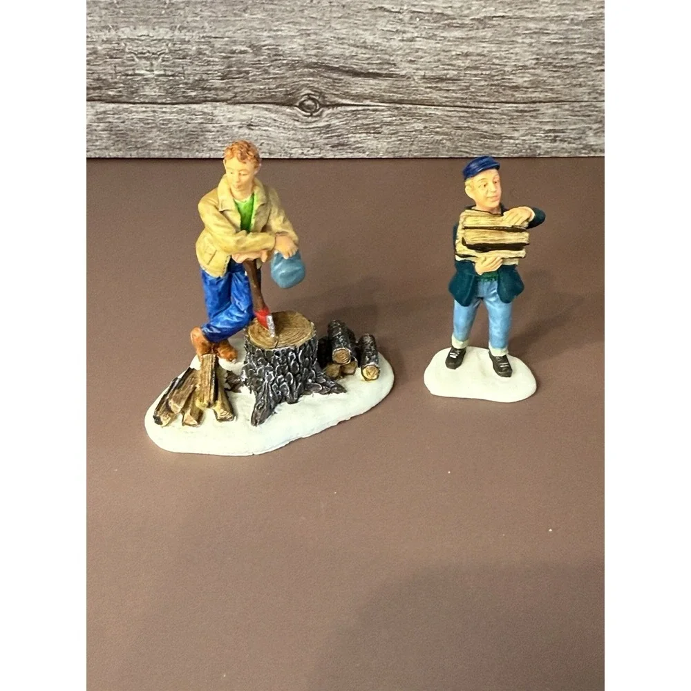 Beauty Restore Lemax 2000 Helping Dad Village Collection # 02411 Retired